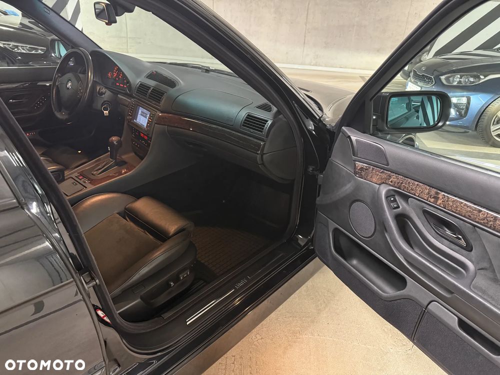 BMW Seria 7 - 9