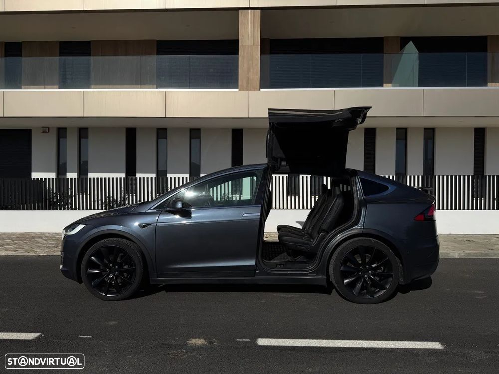 Tesla Model X 100 kWh Long Range Plus AWD - 8