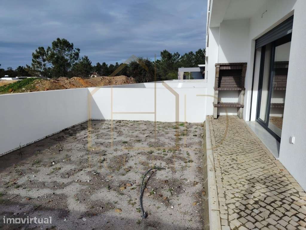 Moradia T2 com Pérgola. Pinhal do General. Fernão Ferro - Grande imagem: 3/35