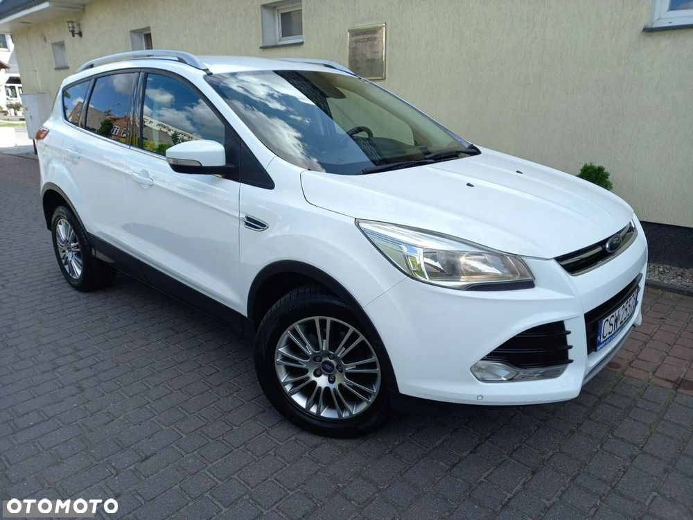 Ford Kuga 1.6 EcoBoost 2x4 Titanium - 10