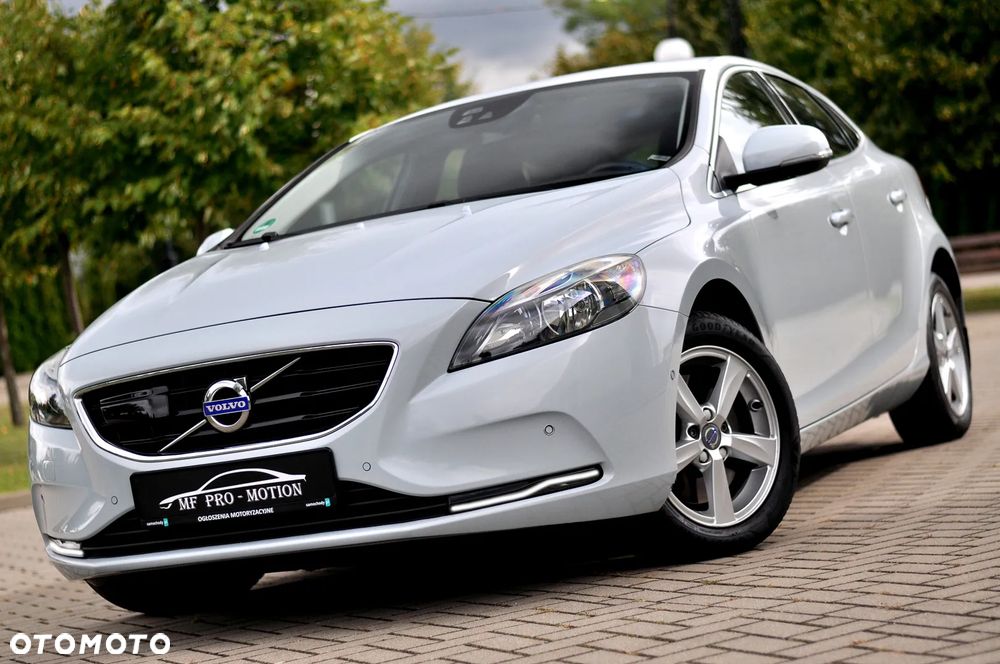 Volvo V40 D3 Inscription - 8