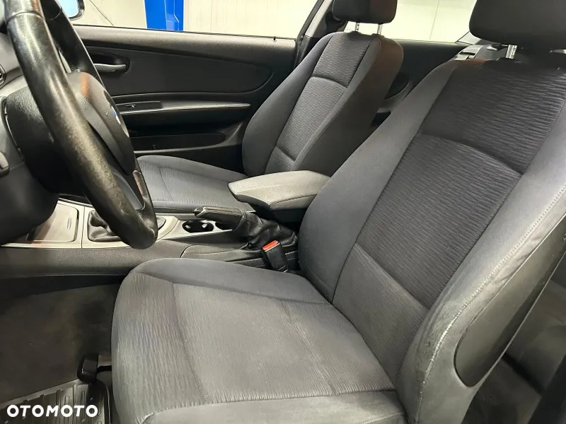BMW Seria 1 118i - 21