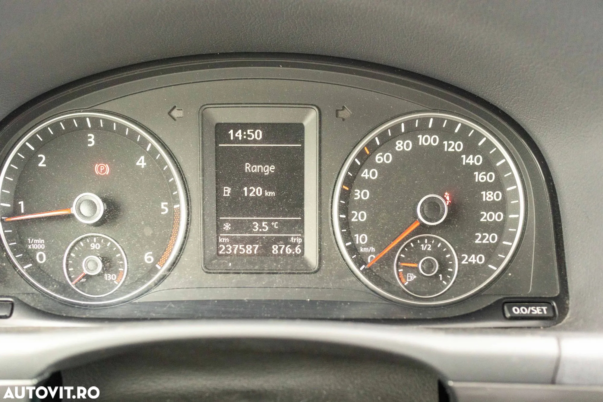 Volkswagen Touran - 6