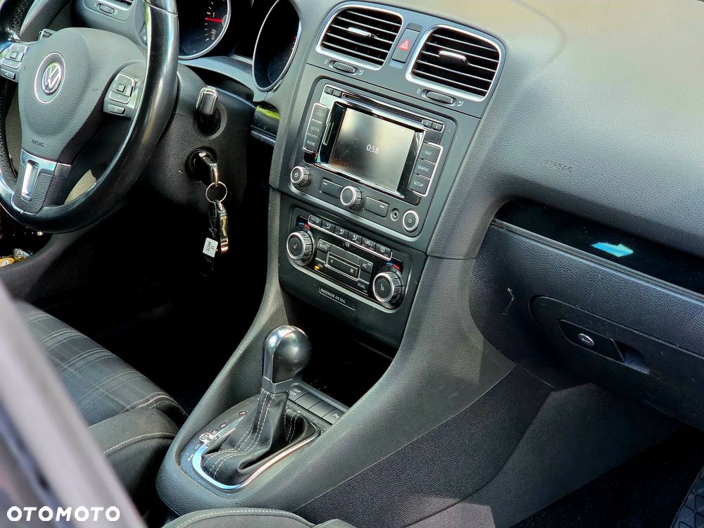 Volkswagen Golf 2.0 TDI DPF DSG GTD - 11