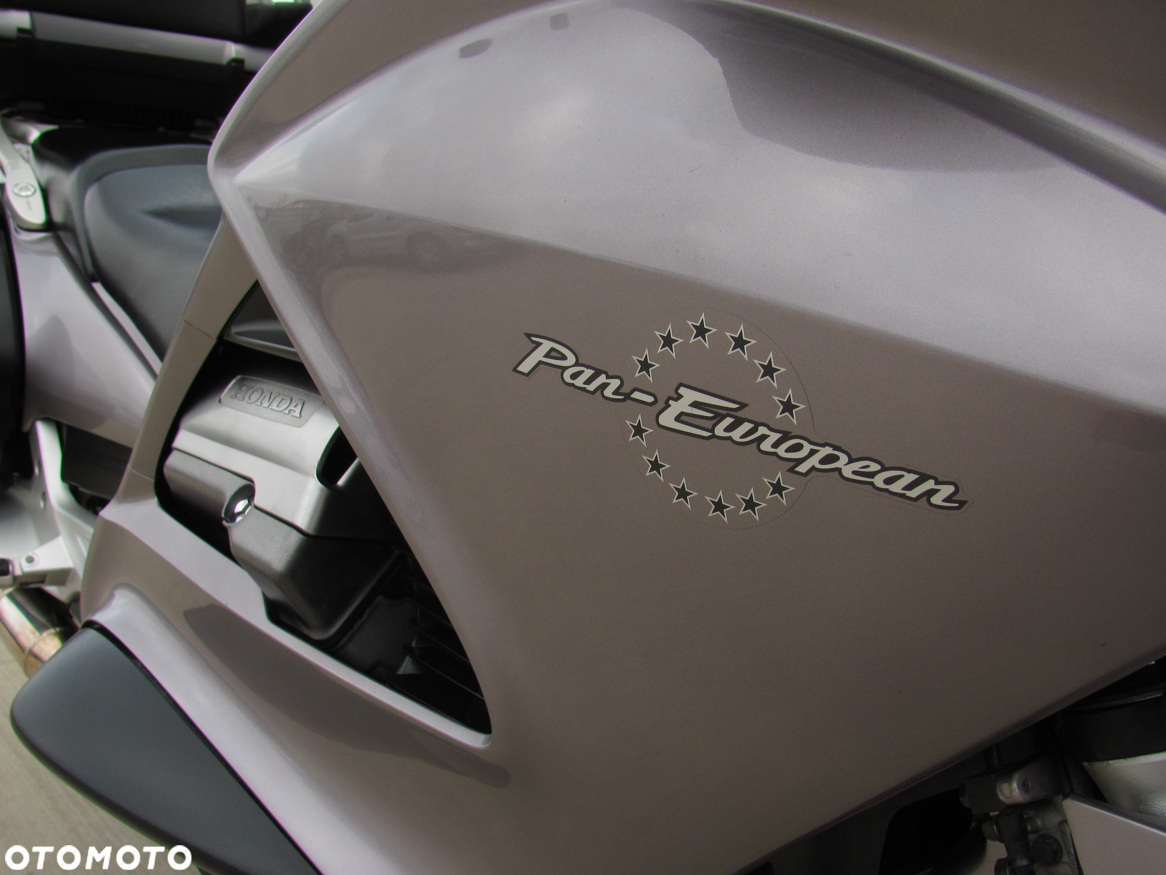 Honda ST - 25
