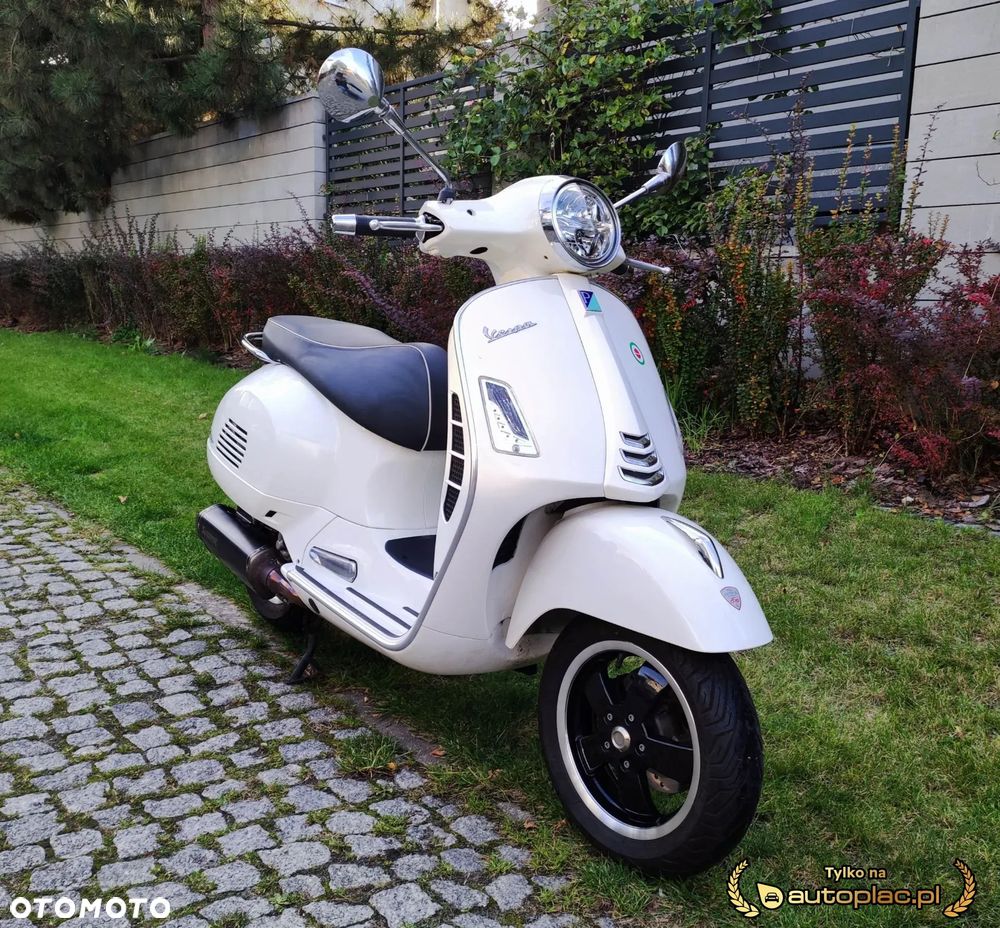 Vespa GTS - 1