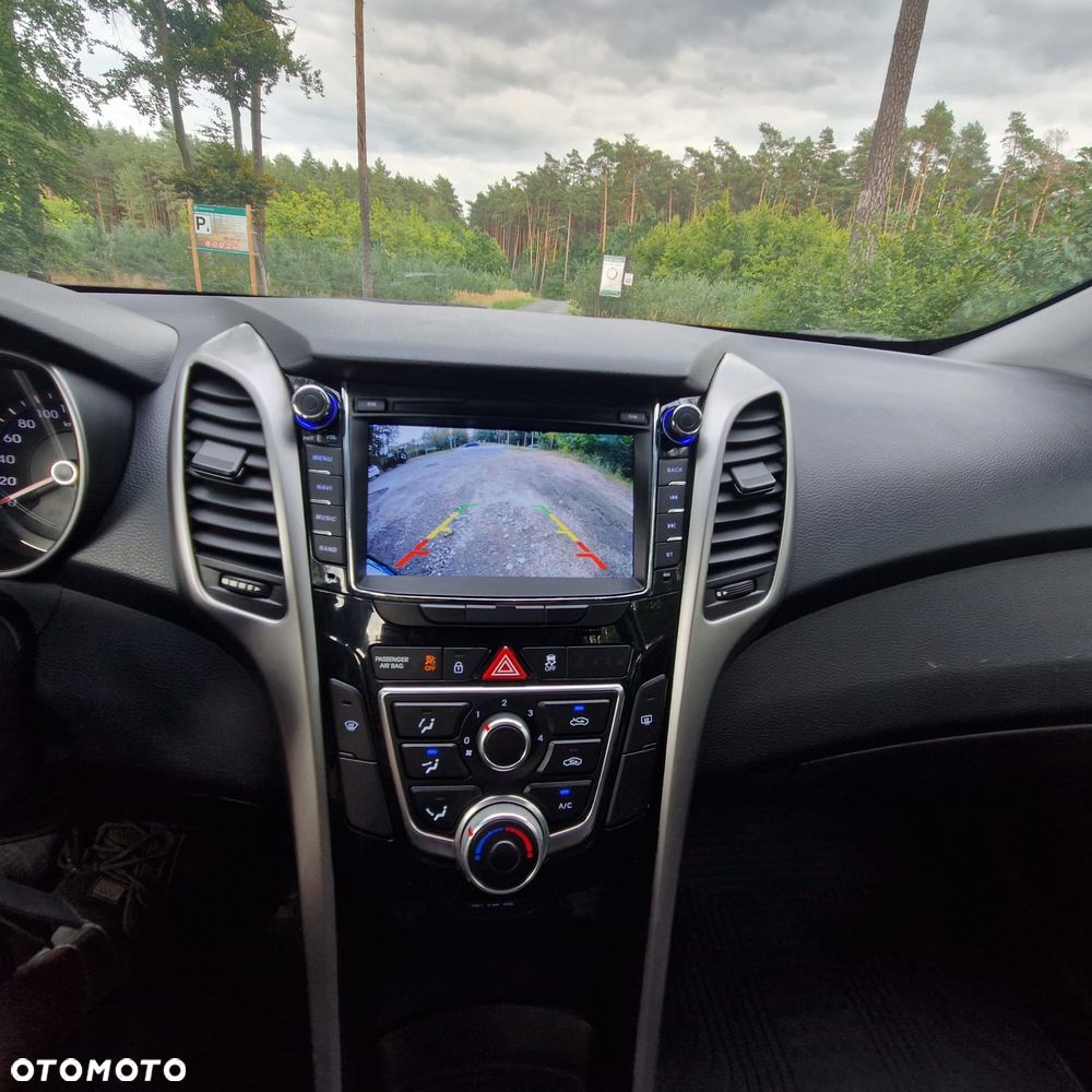 Hyundai i30 1.4 Premium - 6