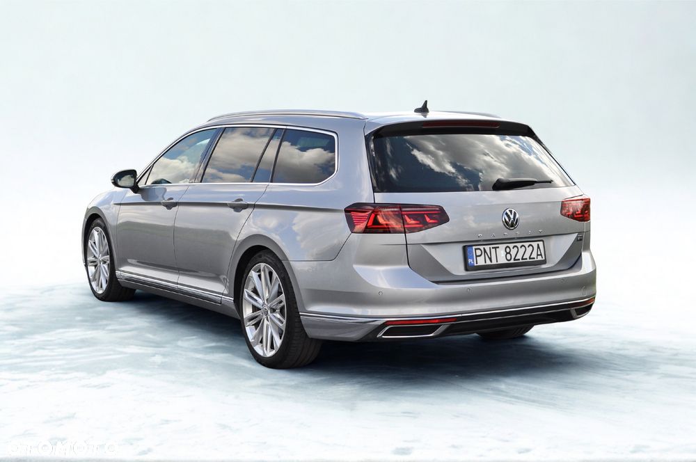 Volkswagen Passat 2.0 TDI EVO Elegance DSG - 9