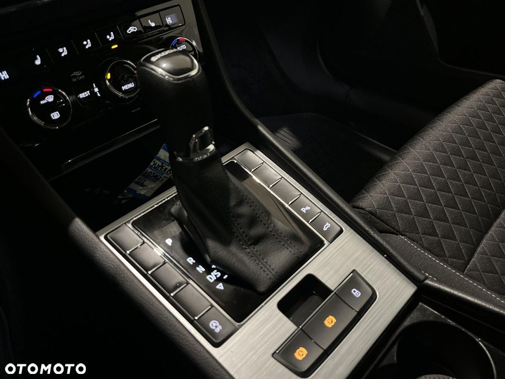 Skoda Superb 1.5 TSI Ambition DSG - 23