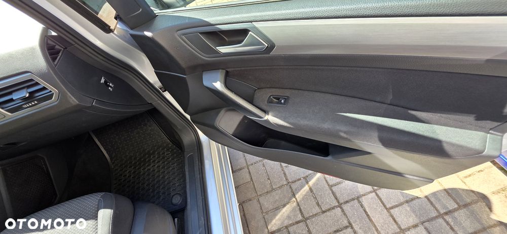 Volkswagen Touran 2.0 TDI BMT Comfortline DSG - 18