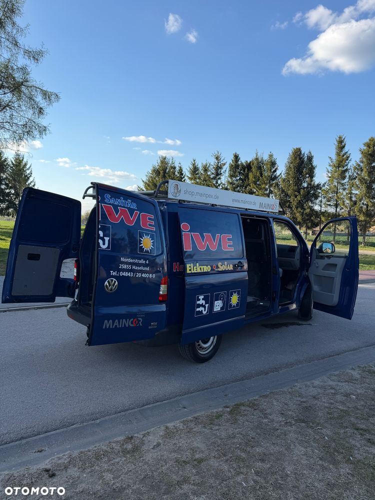 Volkswagen Transporter - 22