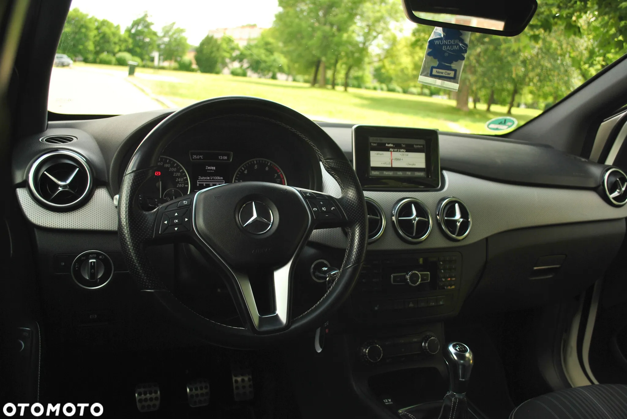 Mercedes-Benz Klasa B 180 (BlueEFFICIENCY) - 10