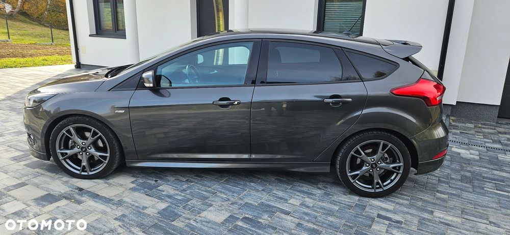 Ford Focus - 3