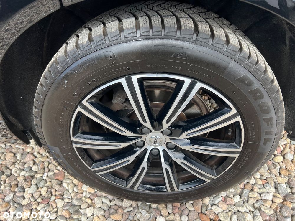 Volvo XC 60 D3 Drive-E R-Design Momentum - 21