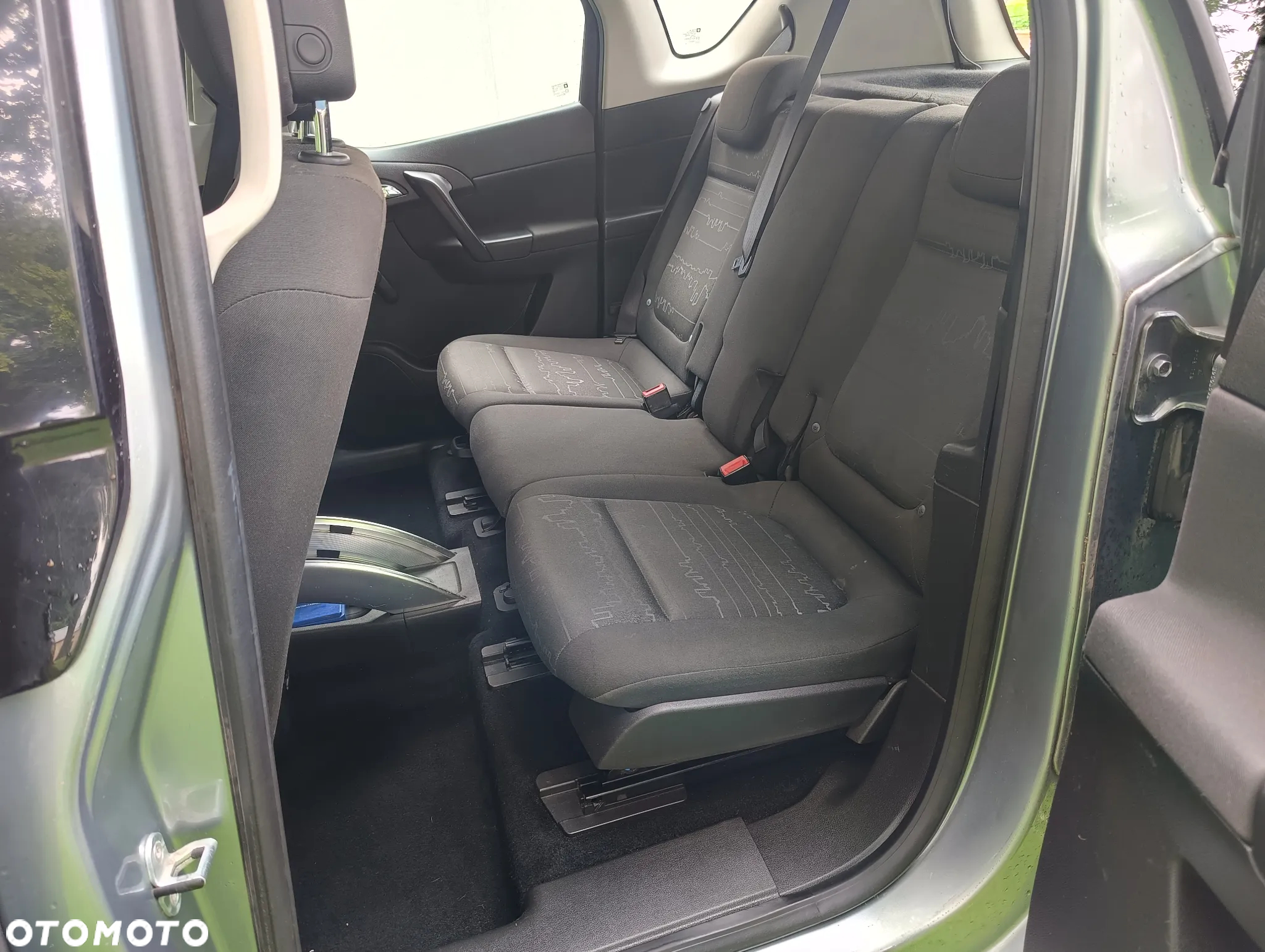 Opel Meriva - 8