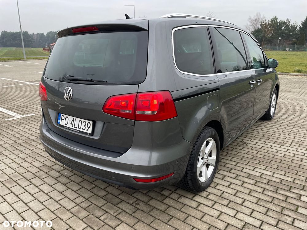 Volkswagen Sharan 2.0 TDI DSG BlueMotion Technology Highline - 4