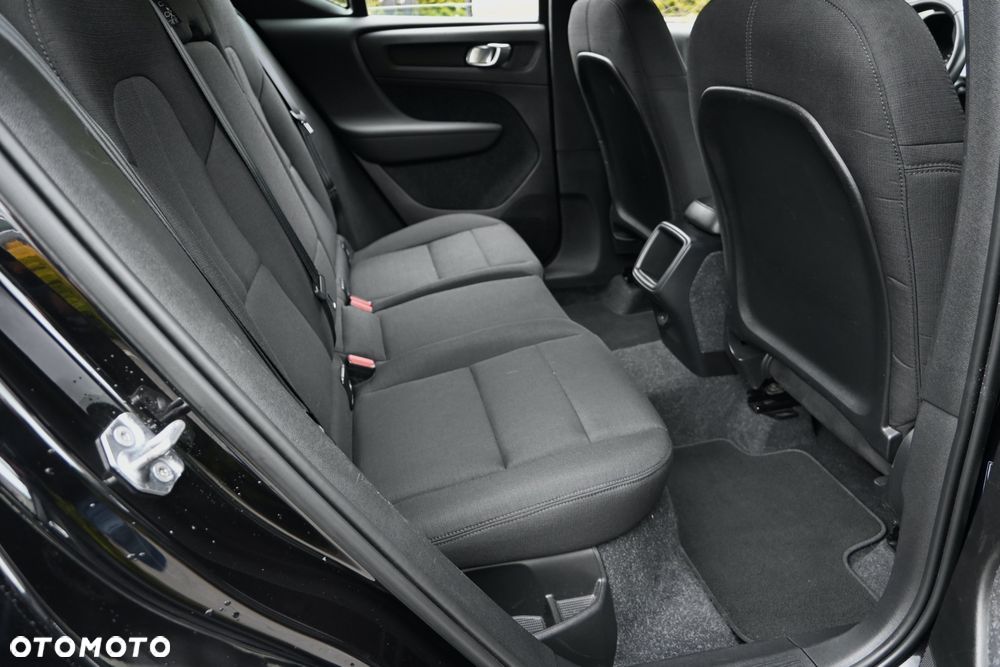 Volvo XC 40 D3 Geartronic Momentum - 29
