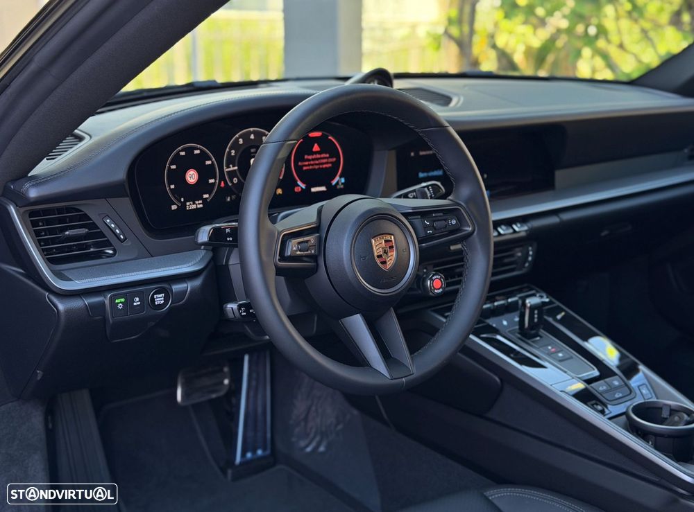 Porsche 911 (992) Carrera S - 6