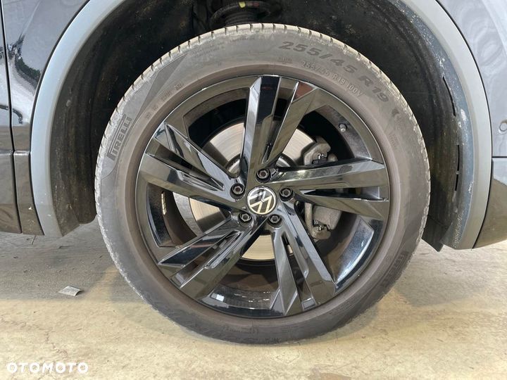 Volkswagen Tiguan 2.0 TDI SCR 4Mot R-Line DSG - 12
