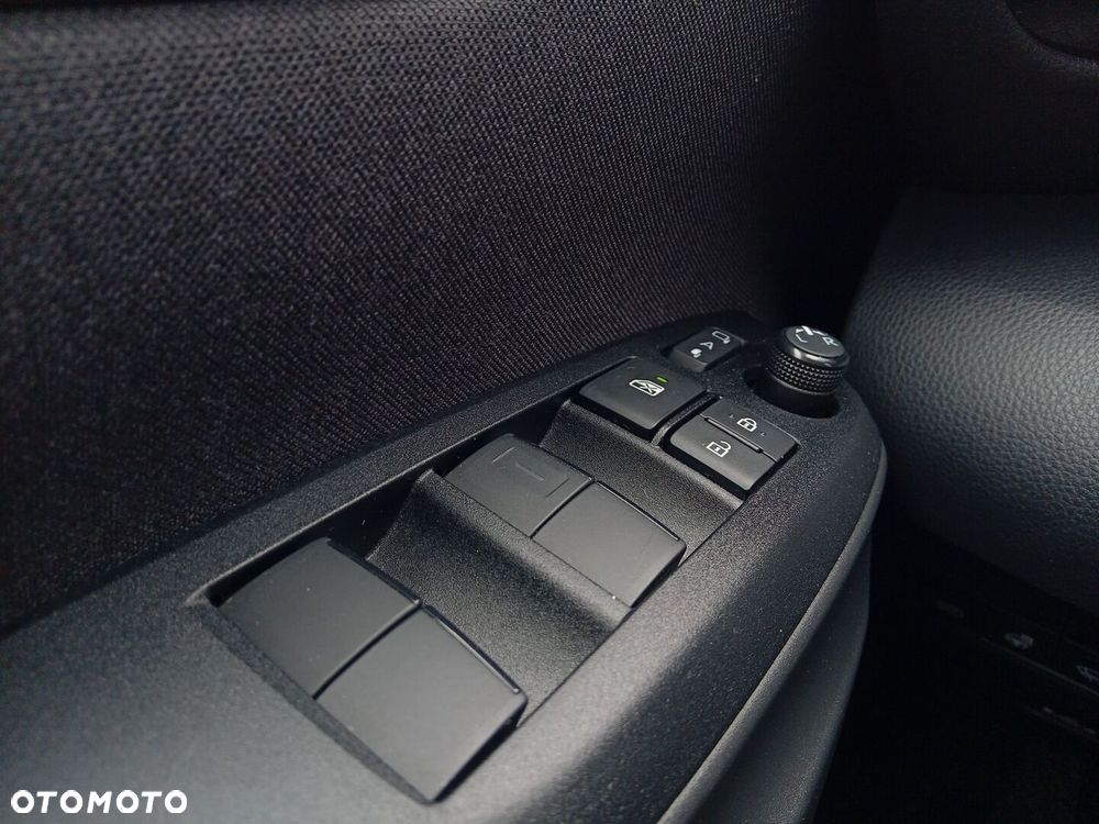 Toyota Yaris Cross - 19