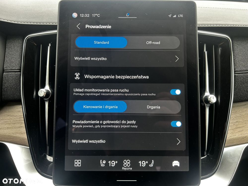 Volvo XC 90 - 30
