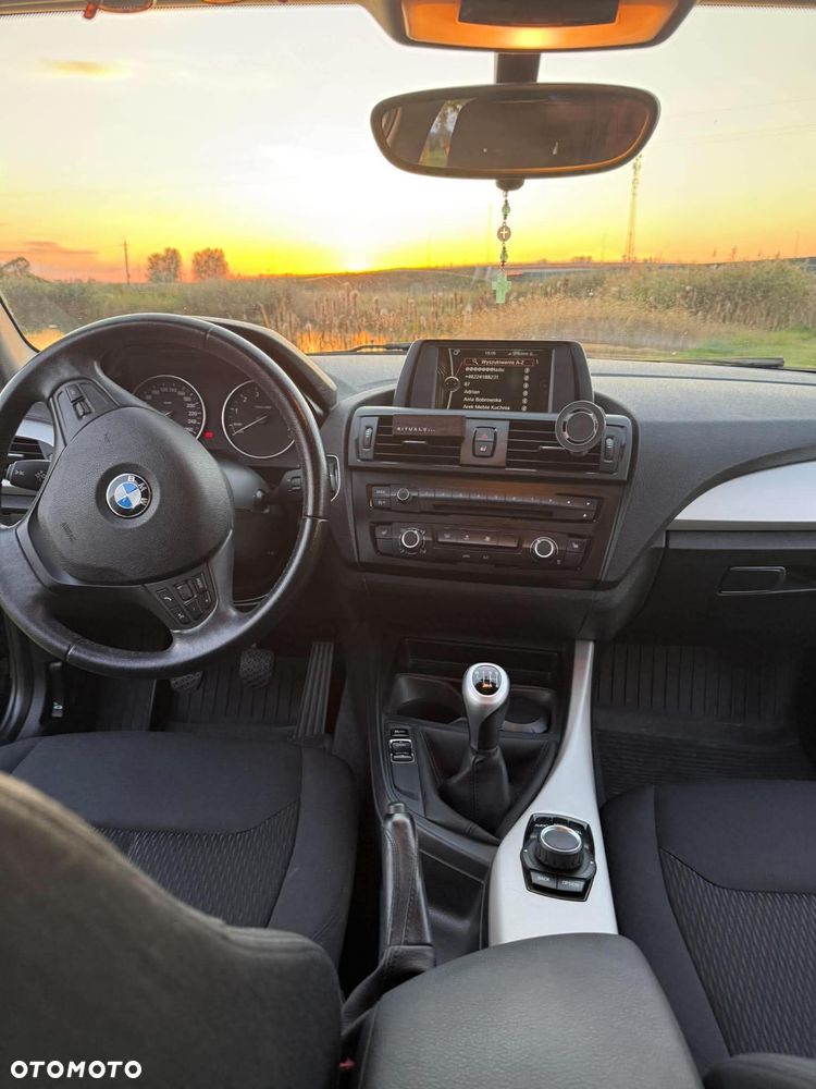 BMW Seria 1 - 12