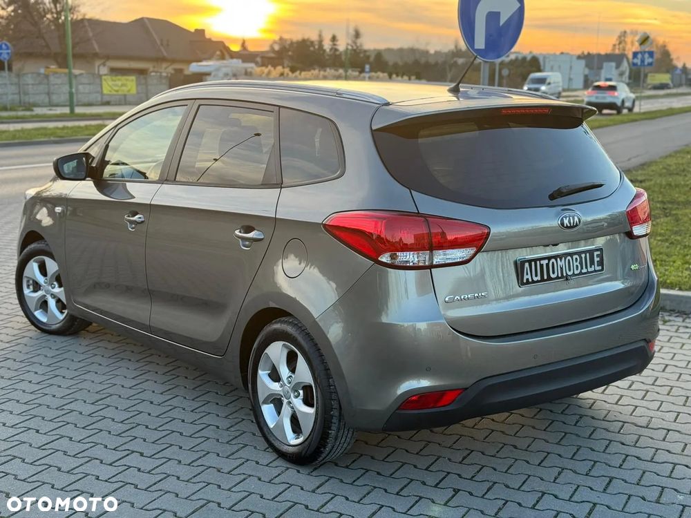 Kia Carens 1.7 CRDi 115 Dream-Team Edition - 2