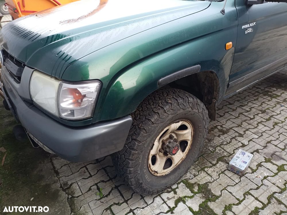 Toyota Hilux 4x4 Double Cab - 3