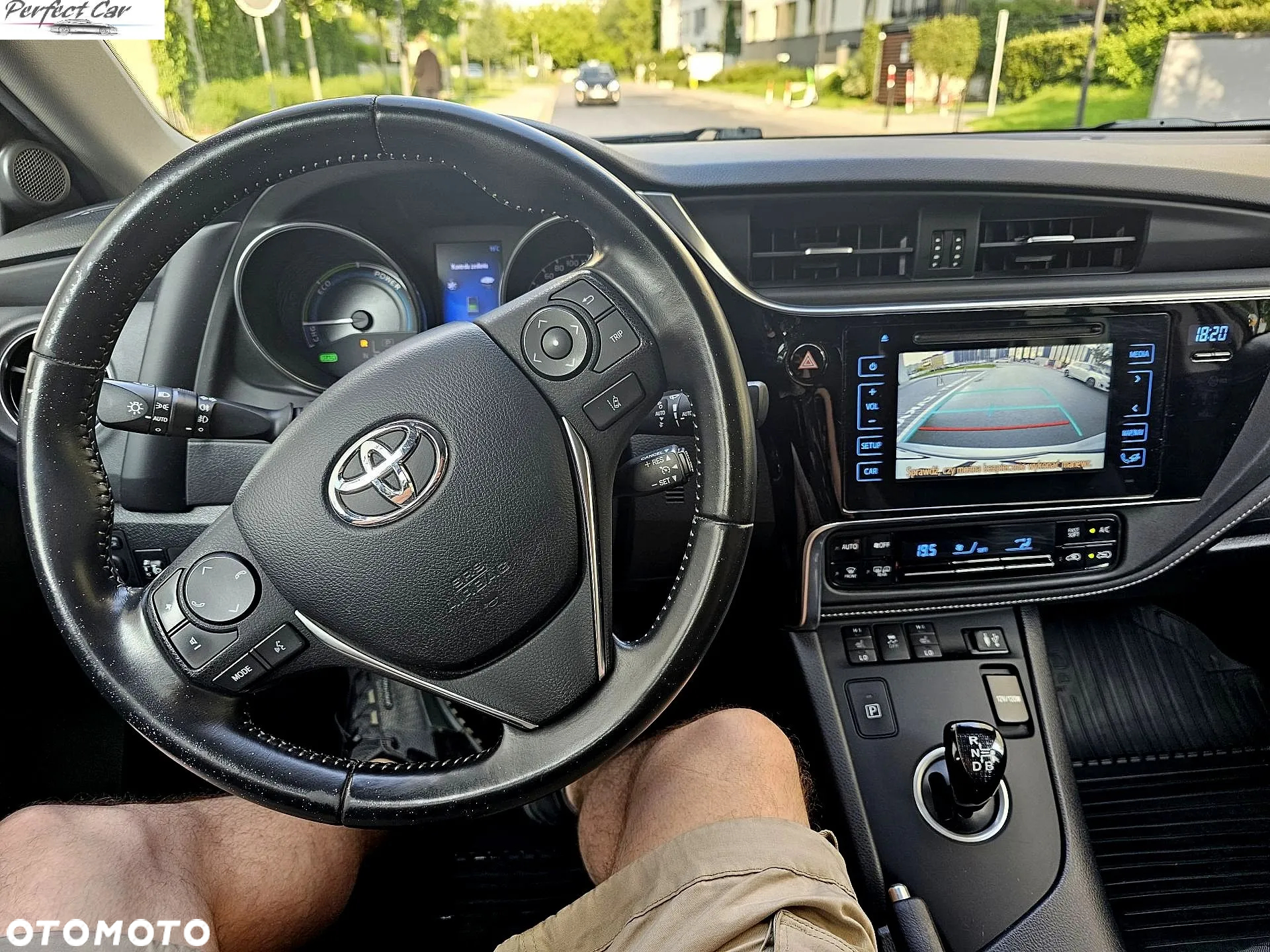 Toyota Auris 1.8 VVT-i Hybrid Automatik Touring Sports Design Edition - 13
