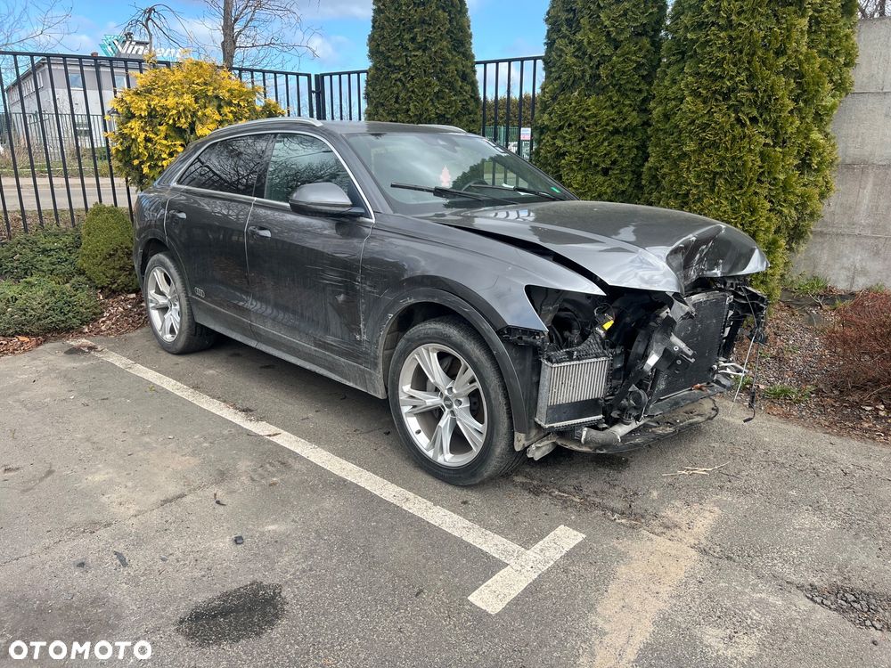 Audi Q8 - 1