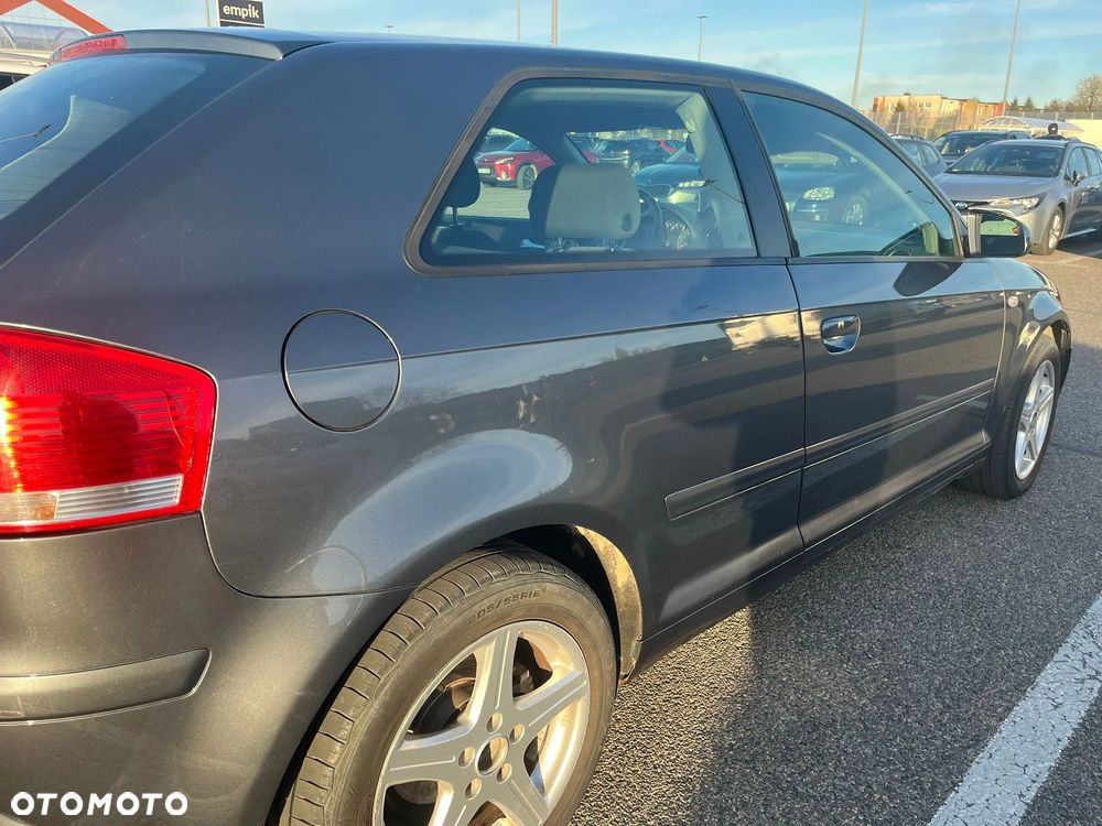 Audi A3 3-drzwiowe 2.0 TDI Ambiente - 4