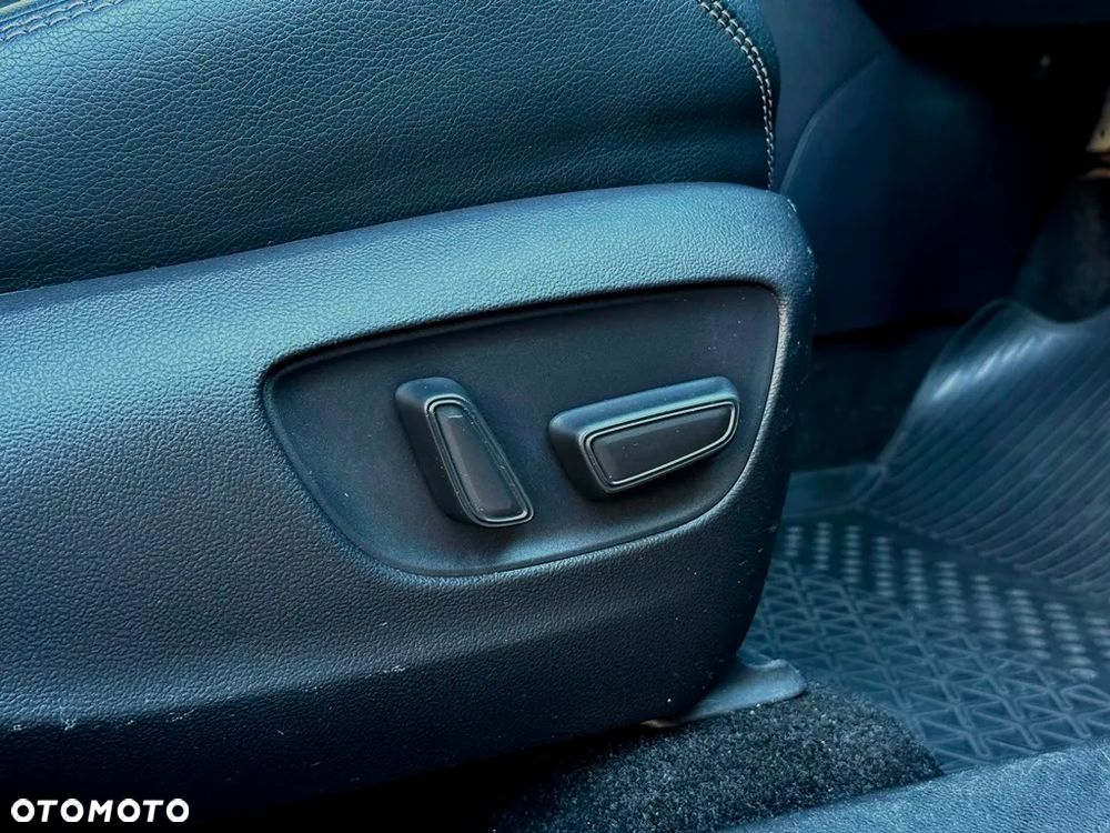 Toyota RAV4 2.5 Hybrid Executive 4x2 - 27