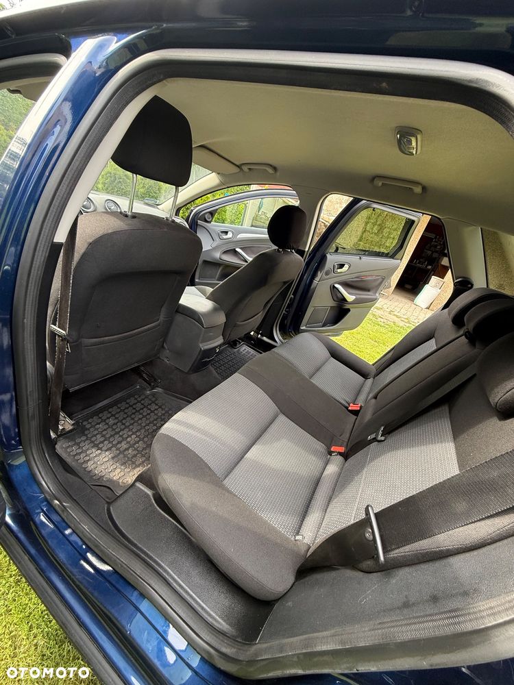 Ford Mondeo 2.0 TDCi Ambiente - 10