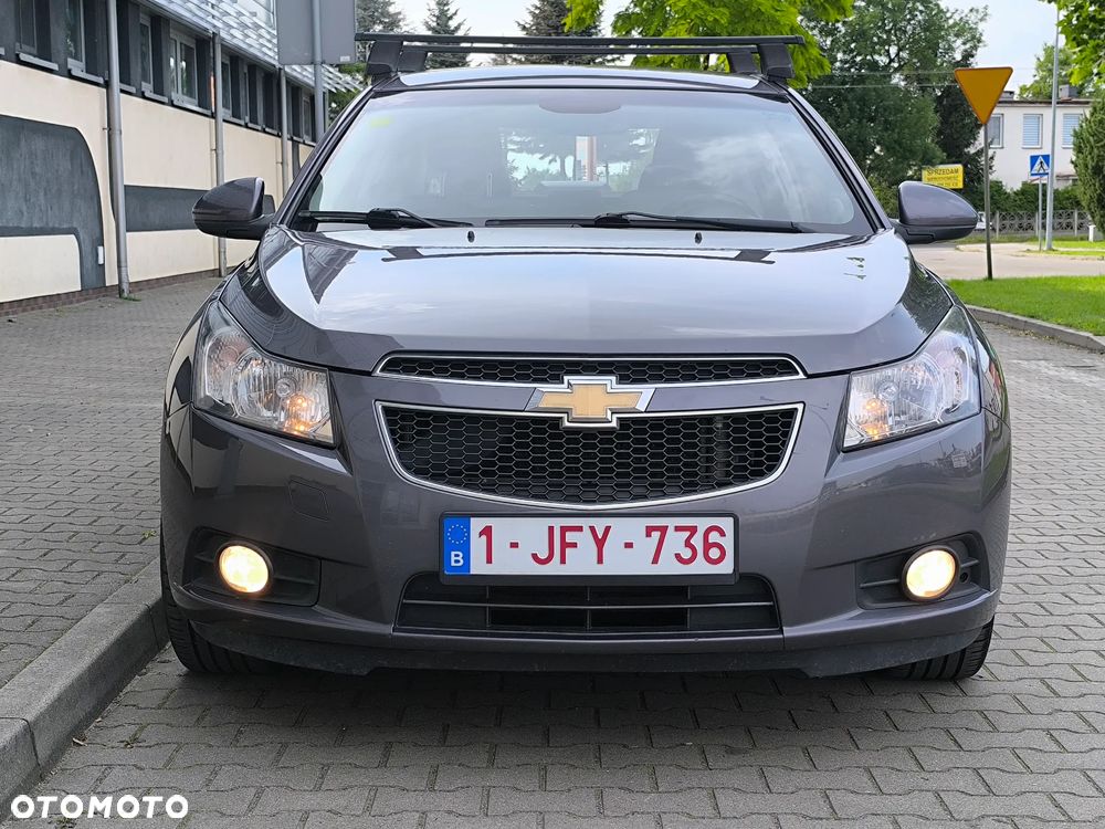 Chevrolet Cruze 1.8 LS - 10