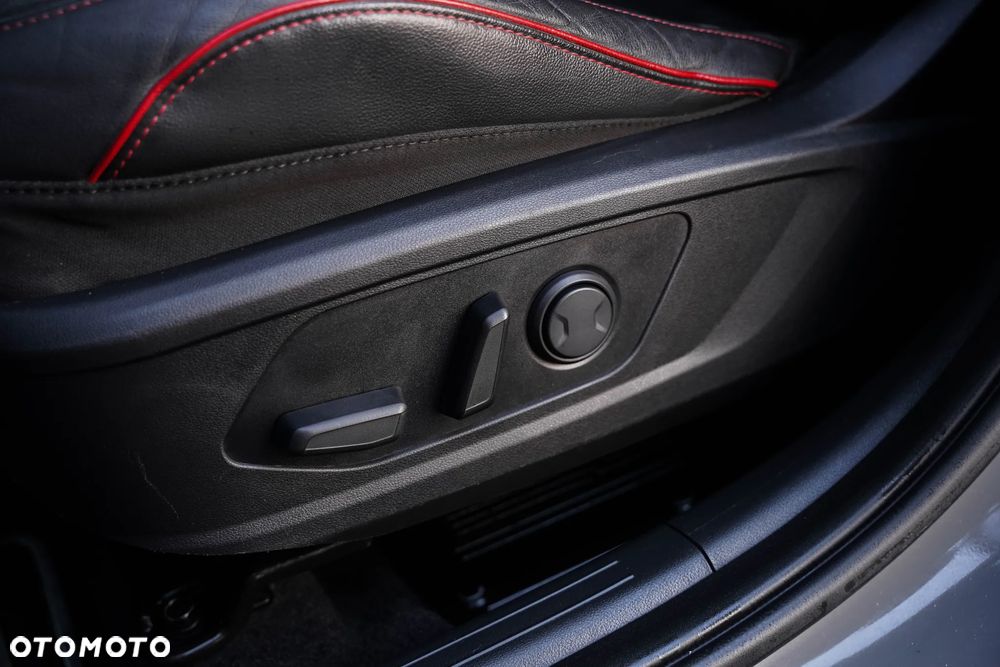 Hyundai Tucson 1.6 CRDi 48V-Hybrid 2WD DCT N Line - 37