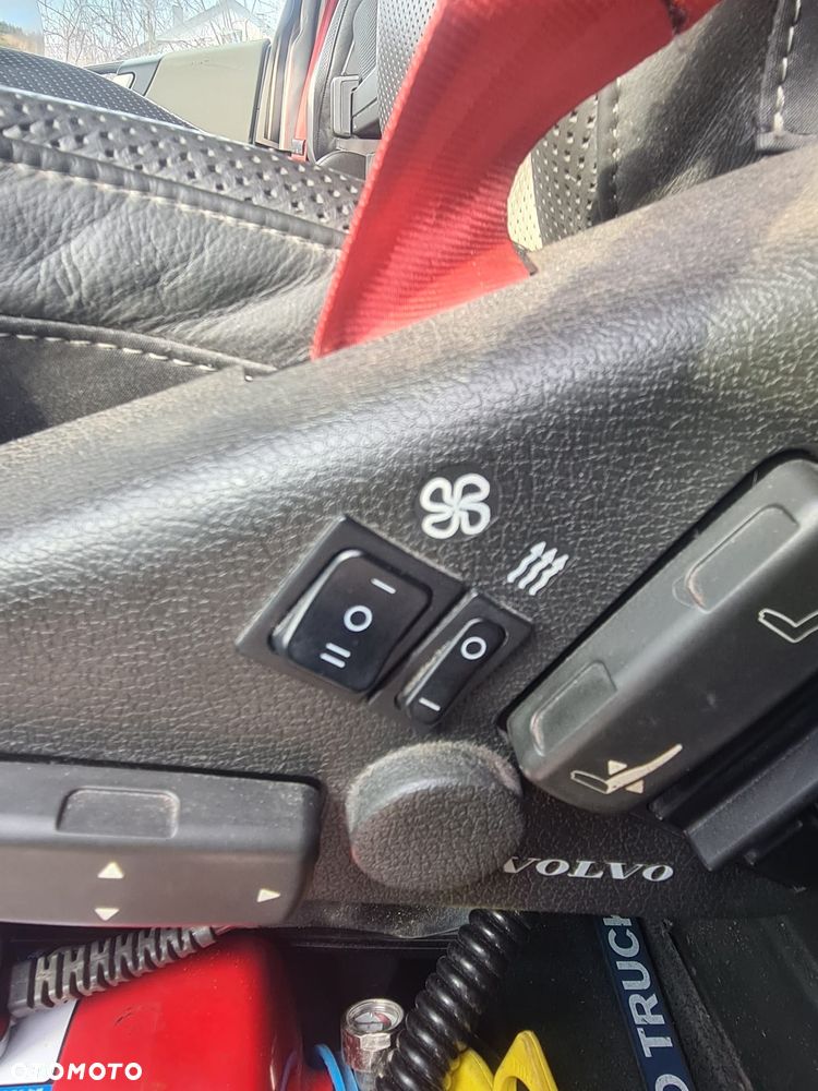 Volvo FH 460 6X2 EURO6 KONTENER IZOTERMICZNY FUL WYPOSARZONY SUPER STAN 18 PALET - 16