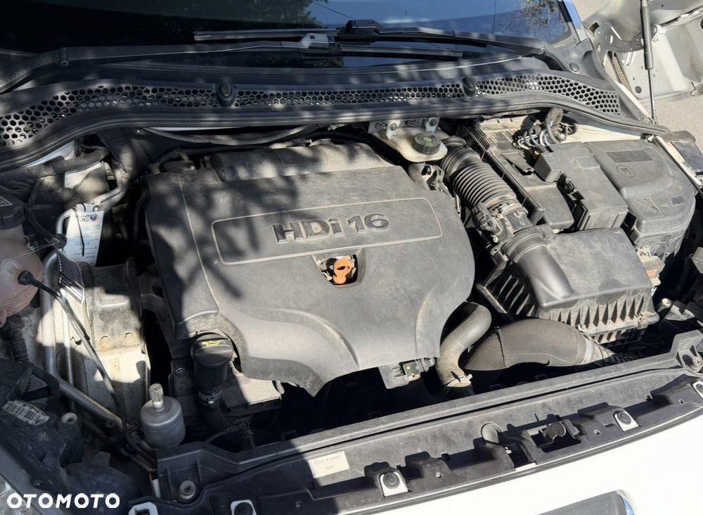 Peugeot RCZ 2.0 HDi - 16