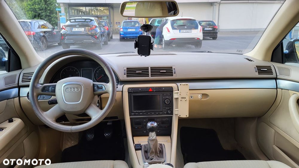 Audi A4 Avant - 7