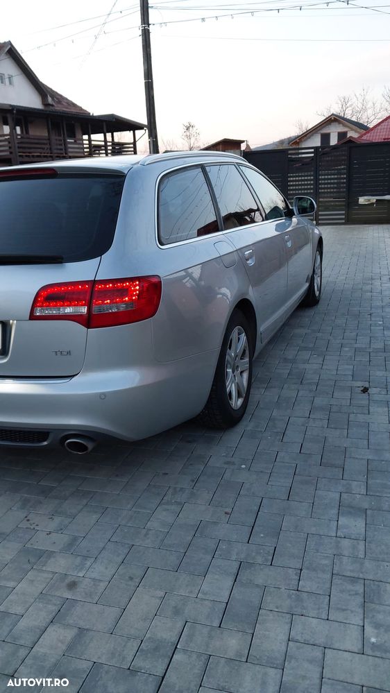 Audi A6 - 4