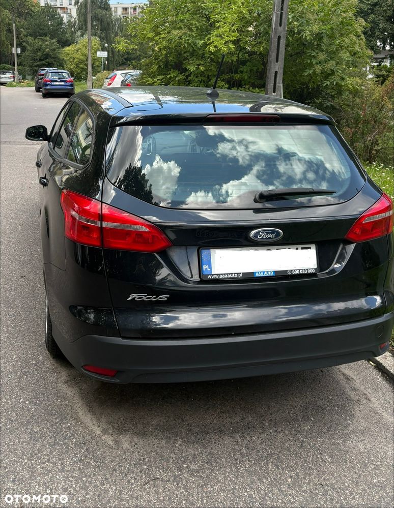 Ford Focus 1.5 TDCi SYNC Edition - 8