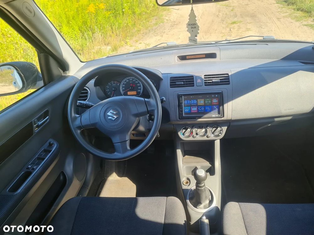 Suzuki Swift 1.3 GLX / Comfort - 9