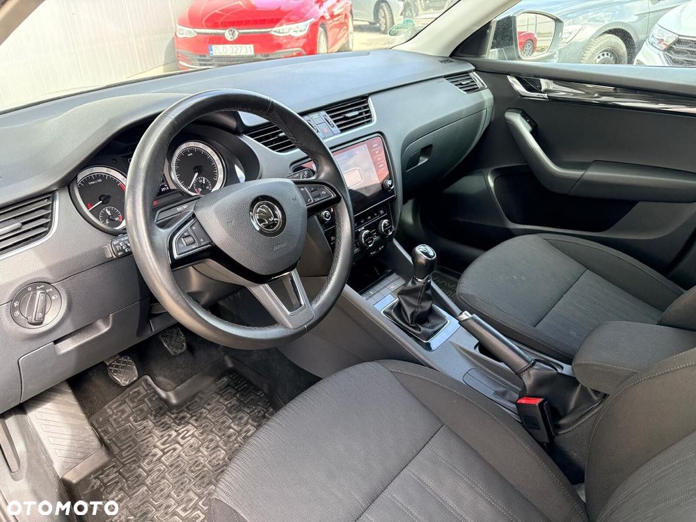 Skoda Octavia 1.4 TSI Style - 9