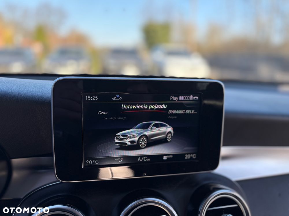 Mercedes-Benz GLC - 21