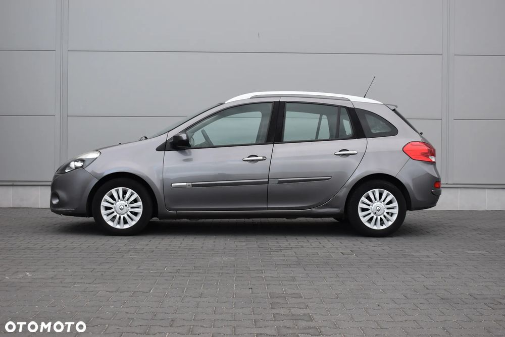 Renault Clio - 10