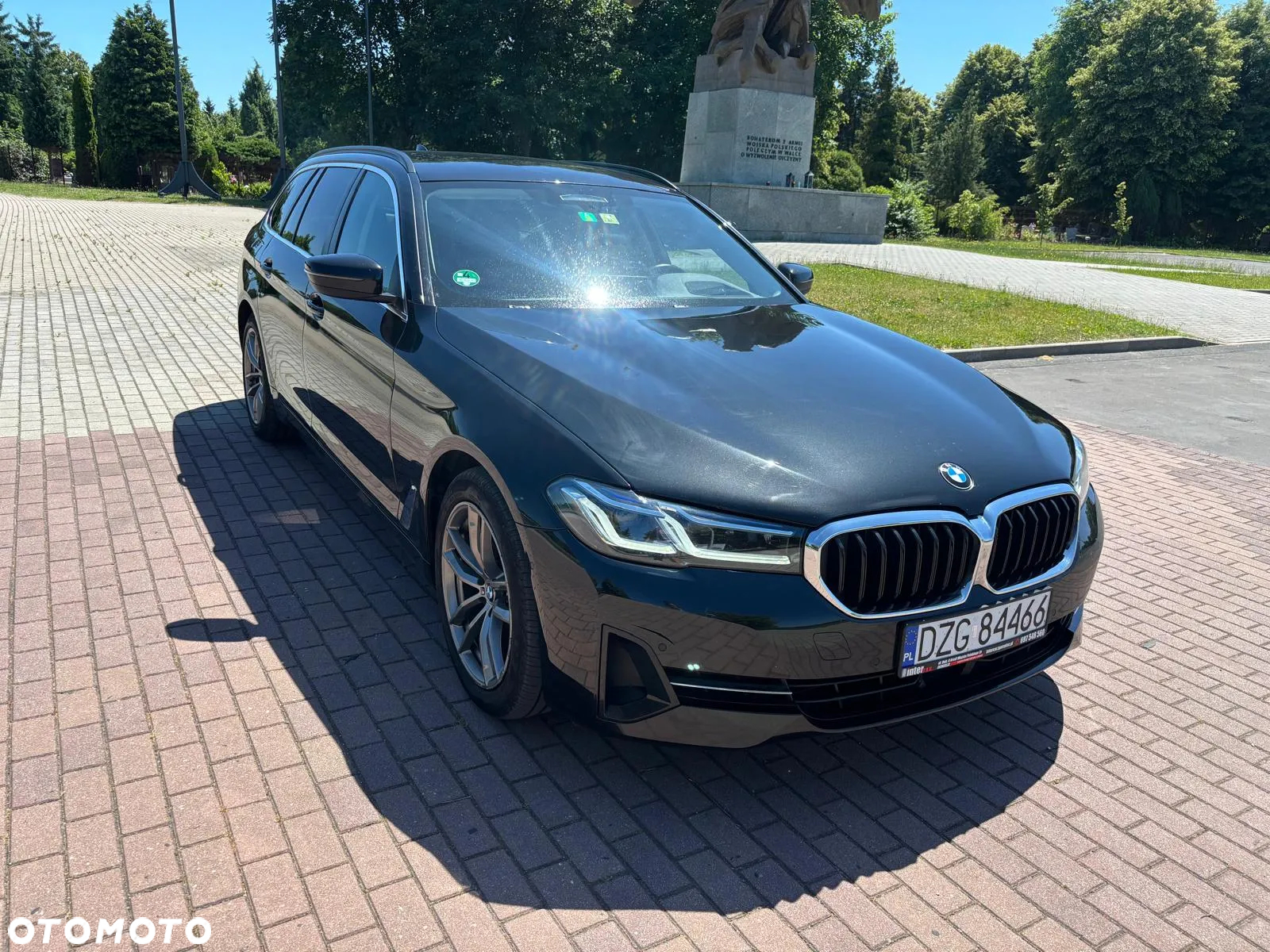 BMW Seria 5 520d Touring Luxury Line - 2