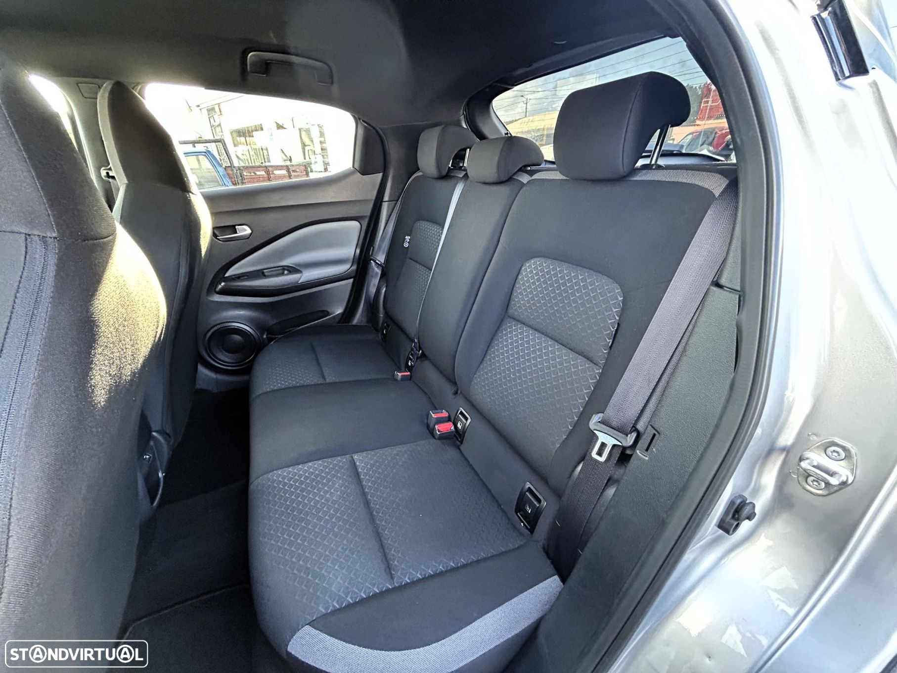 Nissan Juke 1.0 DIG-T N-Connecta DCT - 21