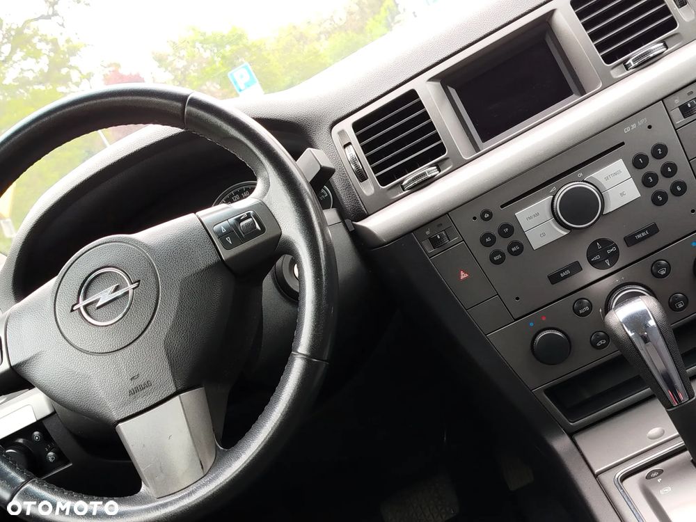 Opel Vectra 1.9 CDTI Automatik Business - 30