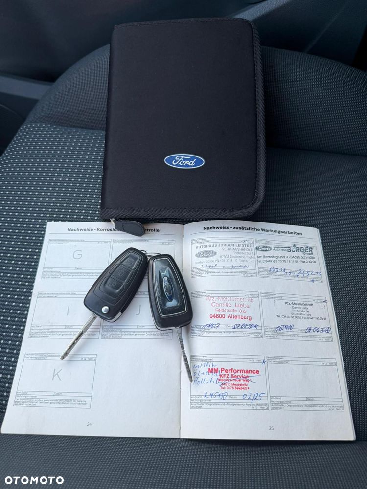 Ford C-MAX 2.0 TDCi Champions Edition - 9