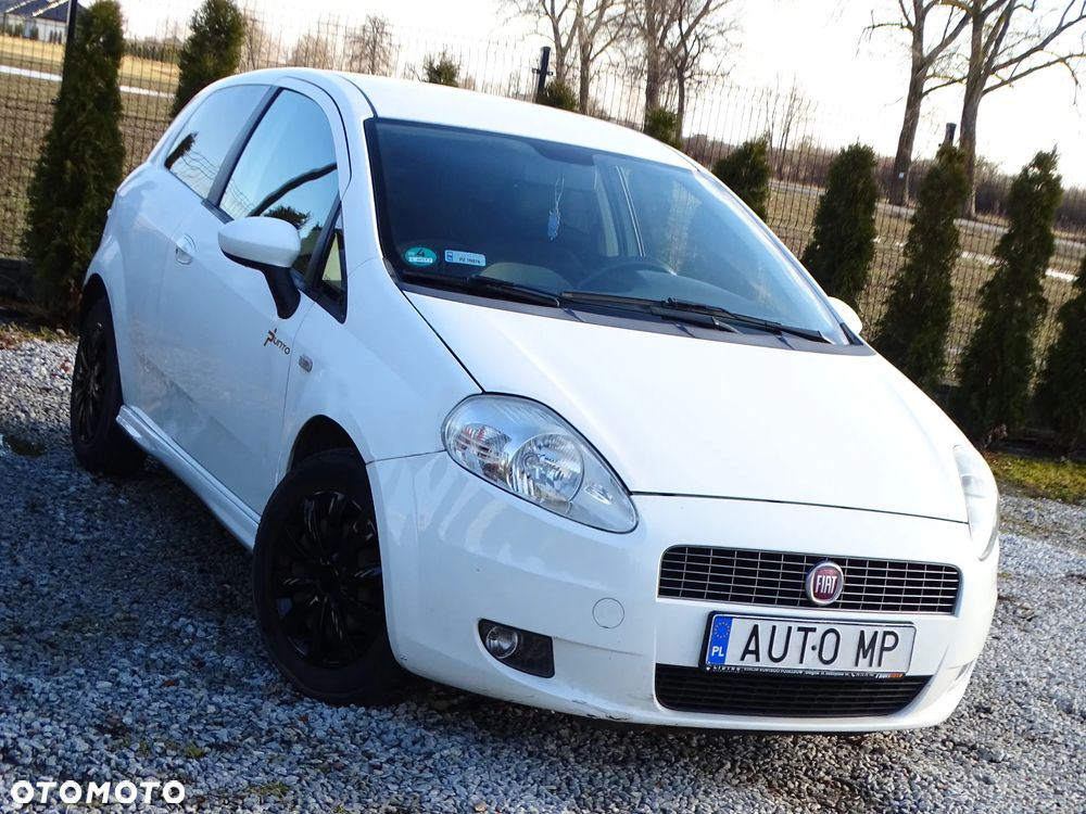 Fiat Grande Punto - 15