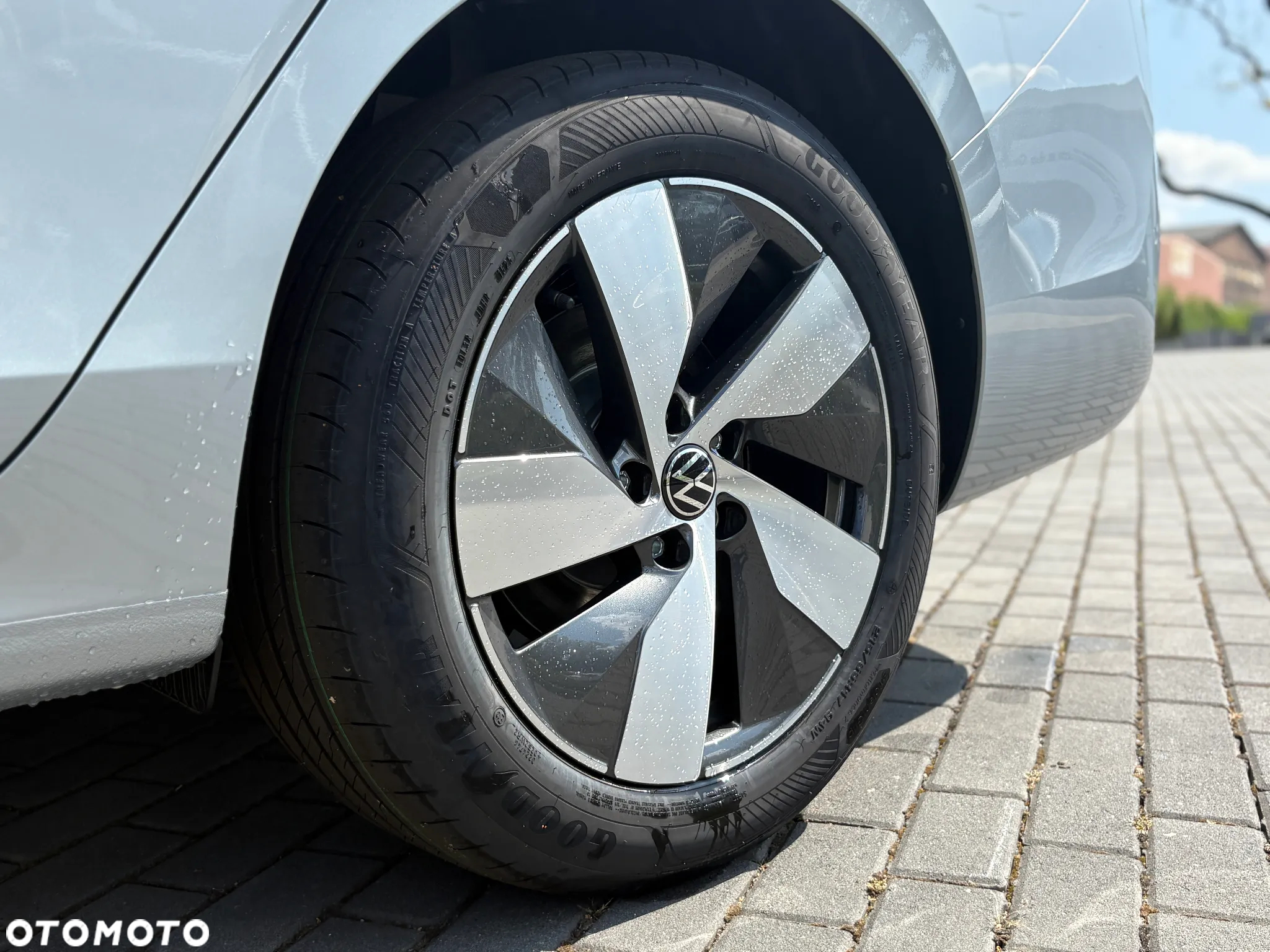 Volkswagen Passat 1.5 TSI ACT mHEV Business Plus DSG - 17